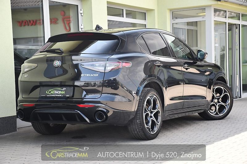 Alfa Romeo Stelvio 2.0T 16V 206kW VELOCE AT8 Q4 - fotka 4 z 44