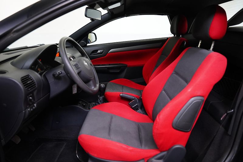 Opel Tigra - fotka 12 z 21