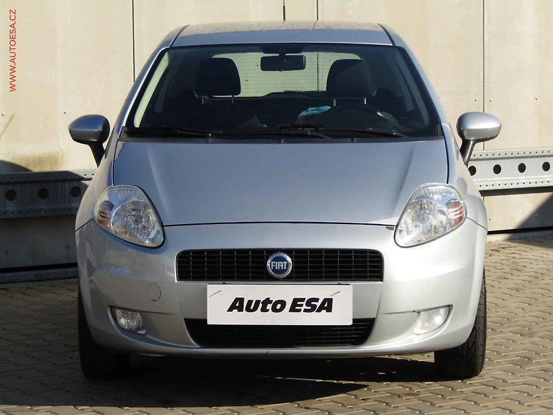 Fiat Grande Punto (2006) 1.2i, 2.maj,ČR, STK6/28 - fotka 3 z 18