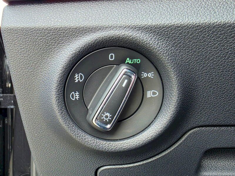 Škoda Kamiq (2025) 1,5TSI 110KW DSG MONTE CARLO - fotka 18 z 30