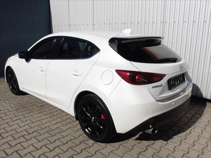 Mazda 3 2.0 Sky-G Revolution Navi - fotka 6 z 20