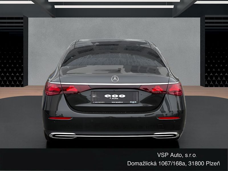 Mercedes-Benz Třídy E E 220 d 4MATIC - fotka 6 z 16