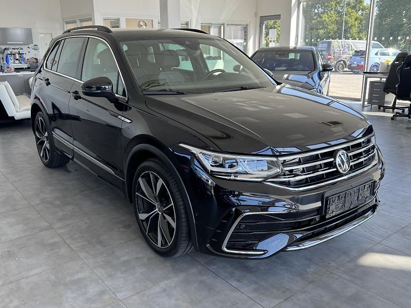 Volkswagen Tiguan (2021) 2,0TSi 4M R-LINE LED NAVI  - fotka 1 z 33