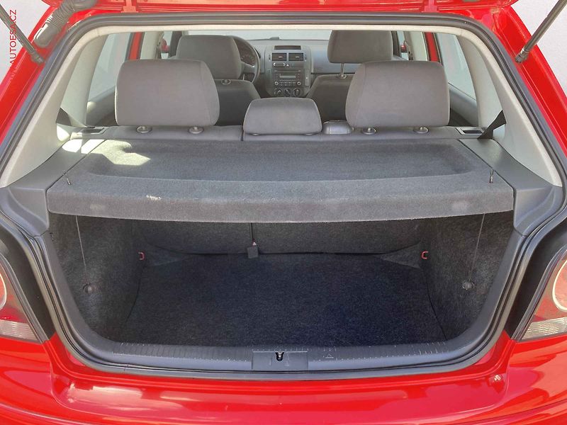 Volkswagen Polo (2008) 1.2 HTP, 2.maj,ČR, AC, tempo - fotka 7 z 17