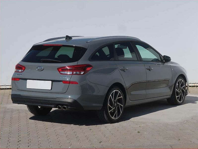 Hyundai i30 (2024) N-Line 1.5 T-GDI MHEV - fotka 5 z 19
