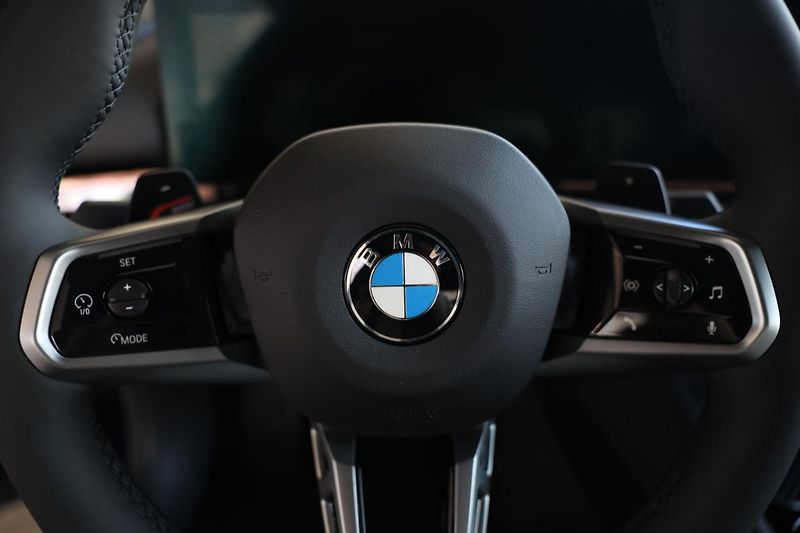 BMW Řada 5 540d xDrive Sedan - fotka 11 z 18