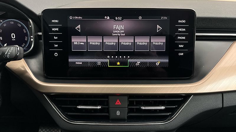 Škoda Kamiq 1.5 TSI DSG Style - fotka 11 z 25