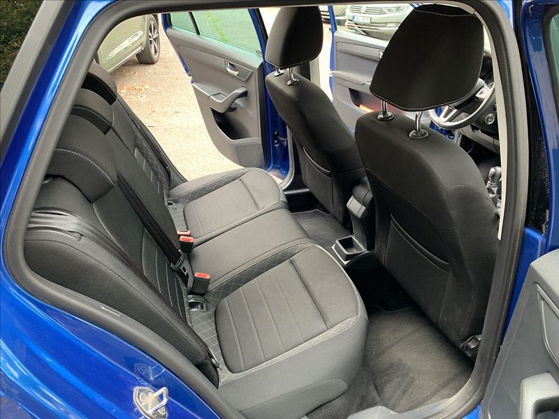 Škoda Fabia 1,2 TSI 81KW STYLE 1.MAJ.,ČR - fotka 15 z 16
