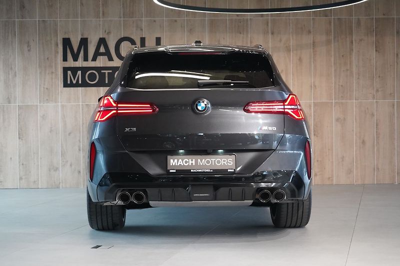 BMW X3 M50 xDrive, Nezávislé, Tažné - fotka 10 z 50