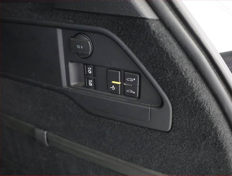 Volkswagen Touareg (2015) R-Line 3.0 TDI, 4X4, Automat - fotka 19 z 21