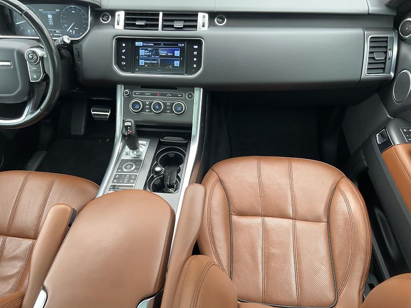 Land Rover Range Rover Sport 4.4 SDV8 4x4 HSE - fotka 15 z 26