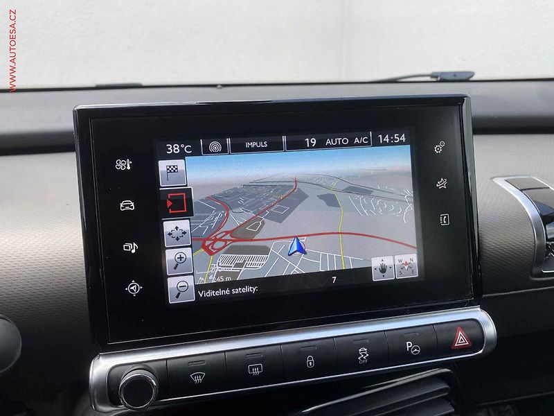 Citroën C4 Cactus (2014) 1.6HDi, ČR, AT, navi, park - fotka 15 z 17