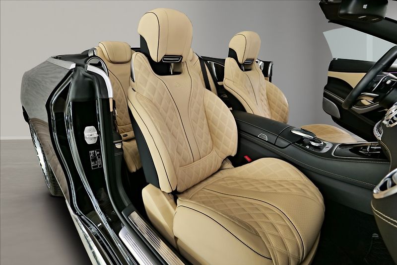 Mercedes-Benz Třídy S S650 Maybach Cabrio 1/300 - fotka 23 z 25