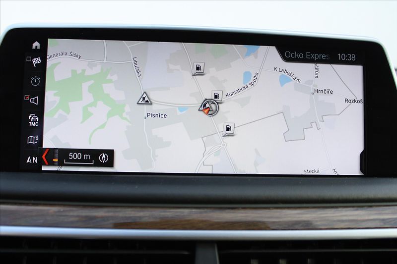 BMW Řada 7 750Li xDrive LASER MASÁŽE ČR - fotka 19 z 44