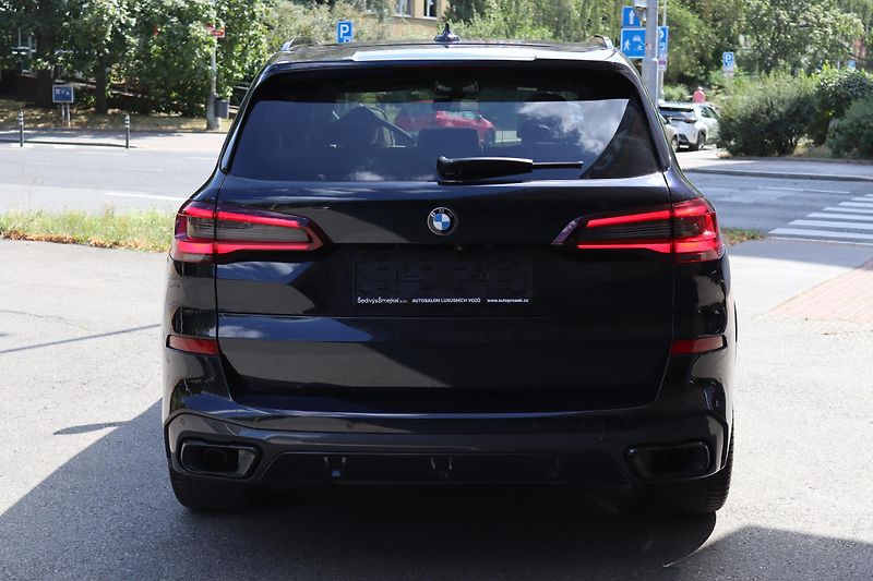 BMW X5 M50D TOP VÝBAVA 294kW DPH - fotka 12 z 50