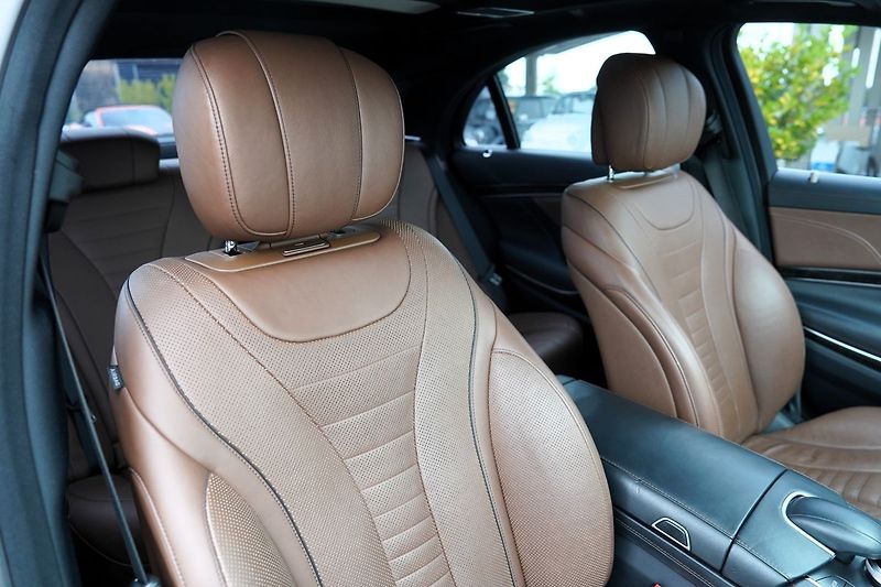 Mercedes-Benz Třídy S 350d AMG/Burmester/260 PS - fotka 32 z 47