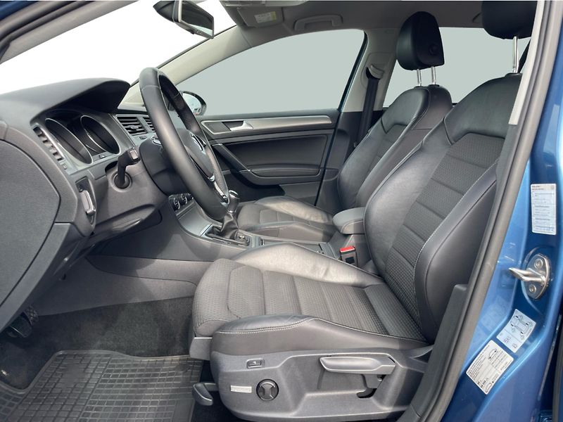 Volkswagen Golf Variant 1.2 TSi COMFORTLINE - fotka 11 z 27