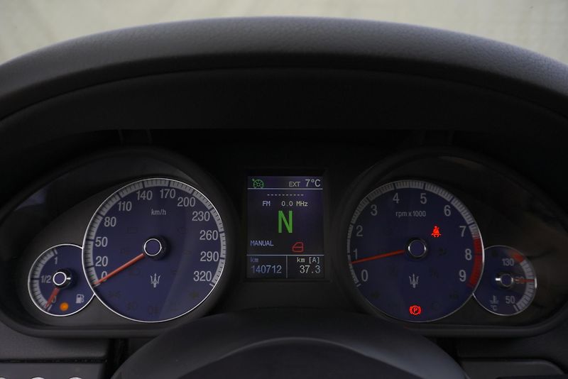 Maserati Quattroporte (2007) 4.2i 295 kW AUTOMAT - fotka 34 z 46