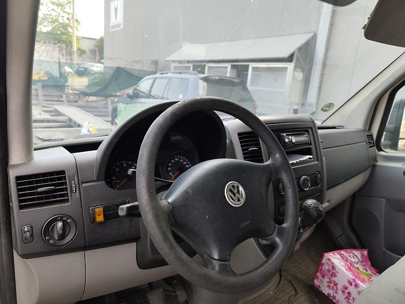 Volkswagen Crafter SKŘÍŇOVÁ NÁSTAVBA - fotka 10 z 16