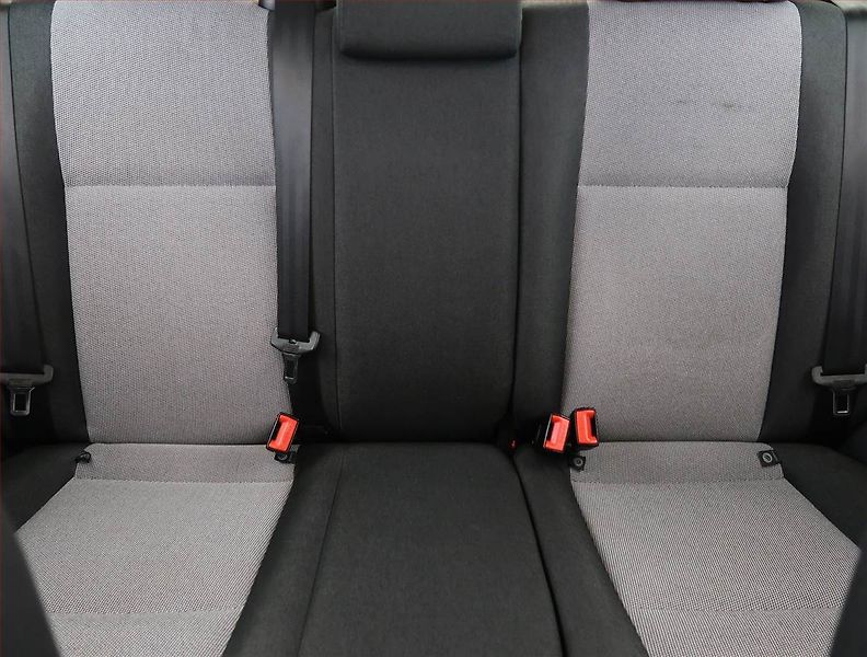 Škoda Fabia (2009) 1.2, po STK, slušný stav - fotka 10 z 13