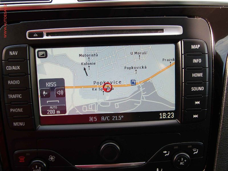 Ford S-MAX (2012) 2.0 TDCi, AT, navi, bixen - fotka 17 z 22