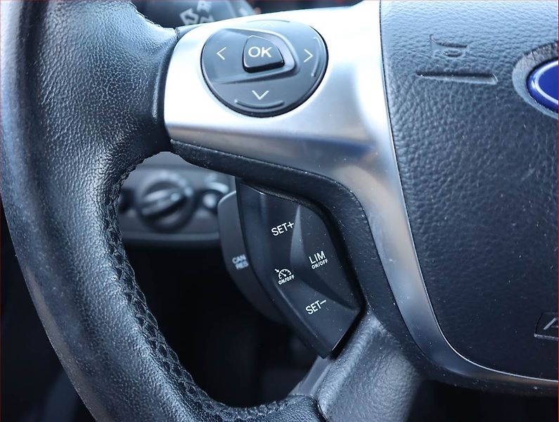 Ford Kuga (2015) 2.0 TDCi, 4X4, Kůže, Tempomat - fotka 17 z 18