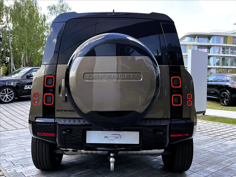 Land Rover Defender (2026) 110 D350 X-DYNAMIC HSE - fotka 5 z 38