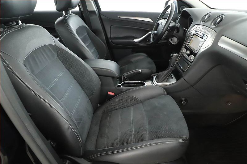 Ford Mondeo (2008) 2.0 TDCi, Automat, Navi - fotka 7 z 20