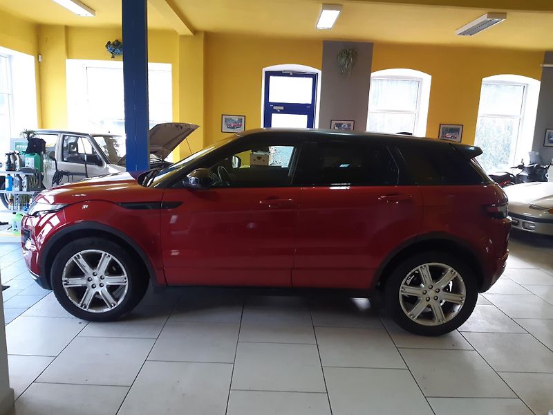 Land Rover Range Rover Evoque 2.2 TD4 NAVI 1.majitel - fotka 4 z 29