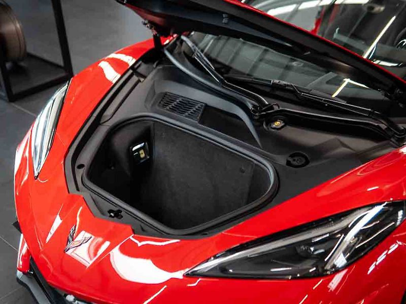 Chevrolet Corvette (2026) 6.2 Stingray 3LT Z51 Facelift - fotka 39 z 39