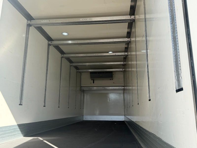 Renault Trucks T (2019) 480 6x4 chlaďák EURO 6 - fotka 4 z 8