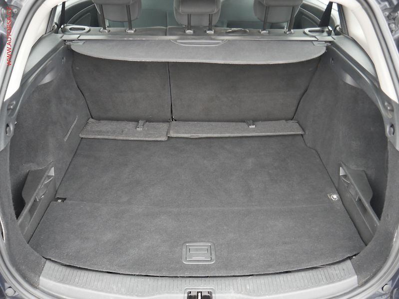 Renault Mégane (2010) 1.5 dCi, AC, temp. STK3/28 - fotka 7 z 18