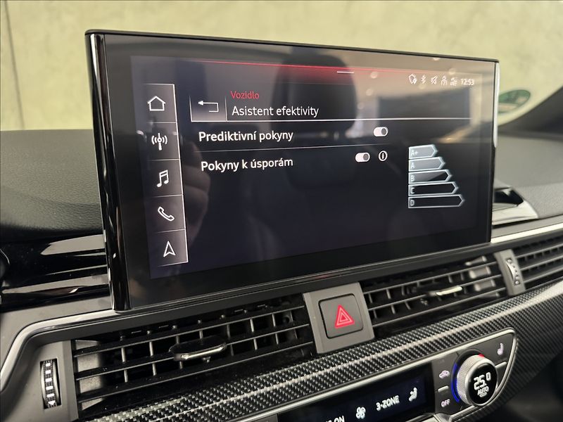Audi A5 2,0 TDi  S-Line Quattro Matrix - fotka 31 z 47
