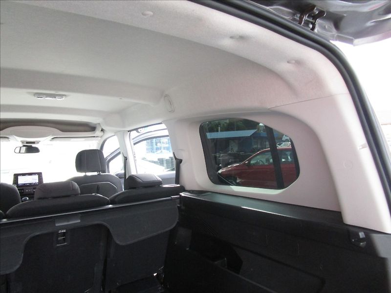 Toyota ProAce City Verso 1.5D-4D, 1. majitel - fotka 56 z 65