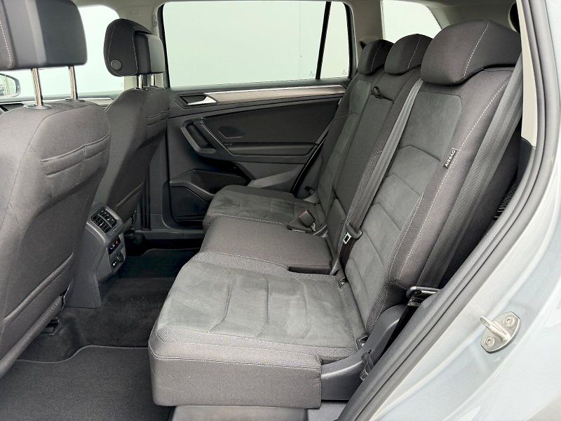 Volkswagen Tiguan Allspace (2022) 1.5 TSI 110 kW DSG Elegance - fotka 24 z 35