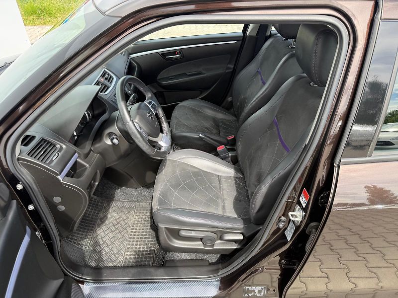 Suzuki Swift 1,2i 69kW - fotka 11 z 25