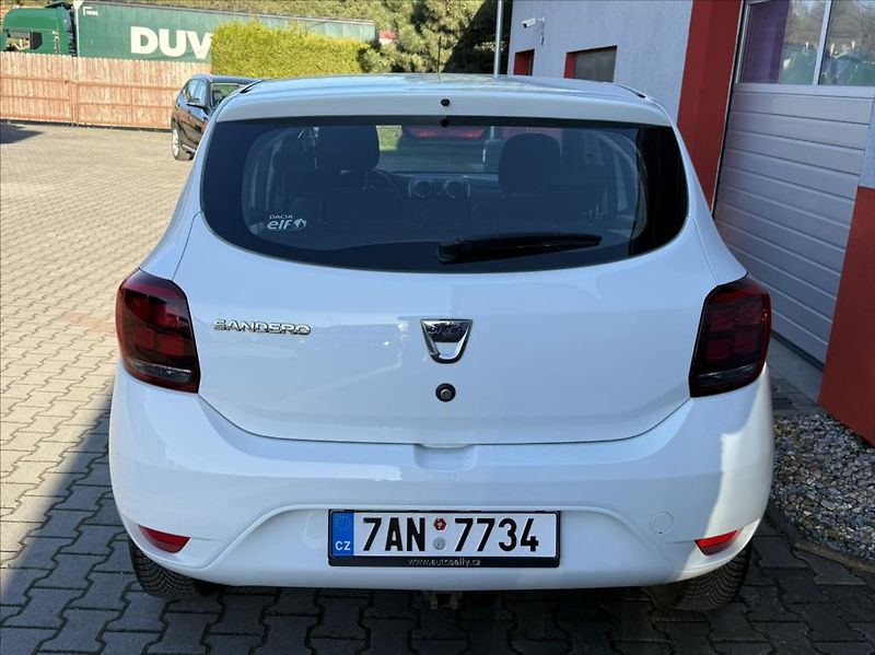 Dacia Sandero 1,0 klima / zcela nový servis - fotka 4 z 17