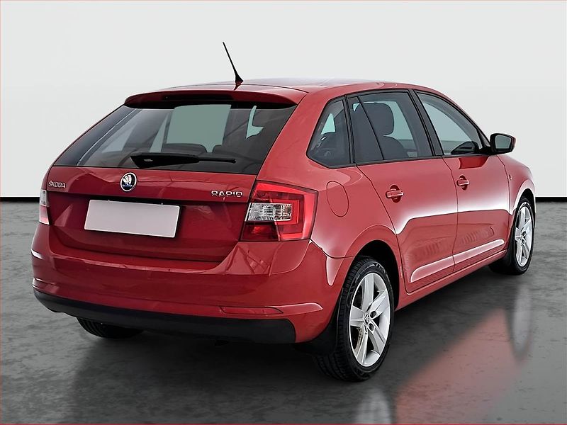 Škoda Rapid (2014) Spaceback 1.2 TSI, ČR,1.maj - fotka 5 z 15