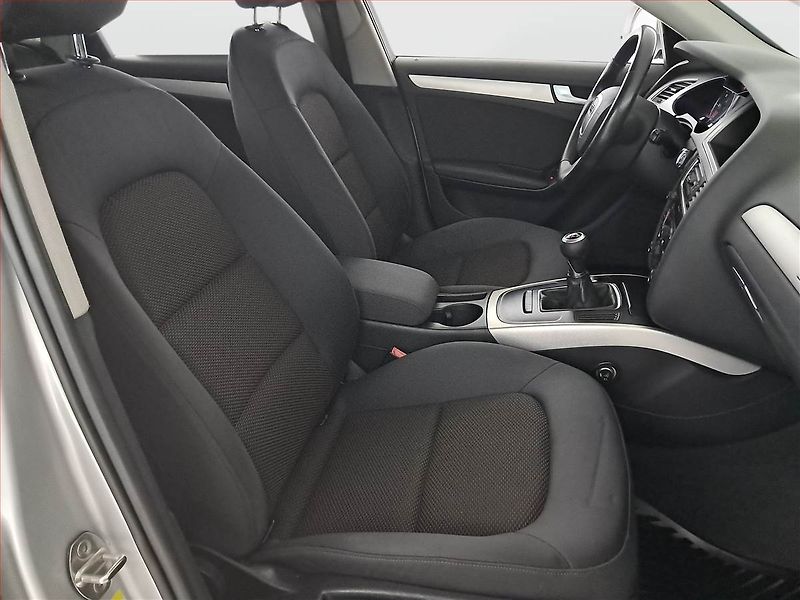 Audi A4 Allroad (2009) 2.0 TDI, 4X4, Xenony - fotka 9 z 19