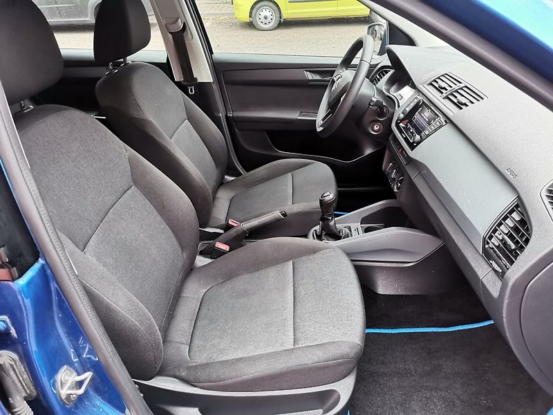 Škoda Fabia (2020) 1.0TSi 70kw AMB Klima Alu - fotka 14 z 29