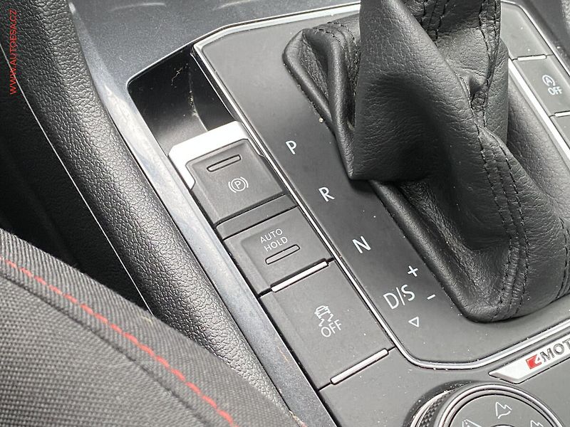 Volkswagen Tiguan (2017) 2.0TDi 4x4, DSG, LED, navi - fotka 15 z 21