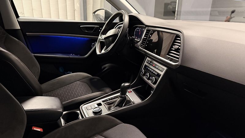Seat Ateca (2025)  FR 2.0 TDI , AT,LED, ZÁRUKA - fotka 26 z 57