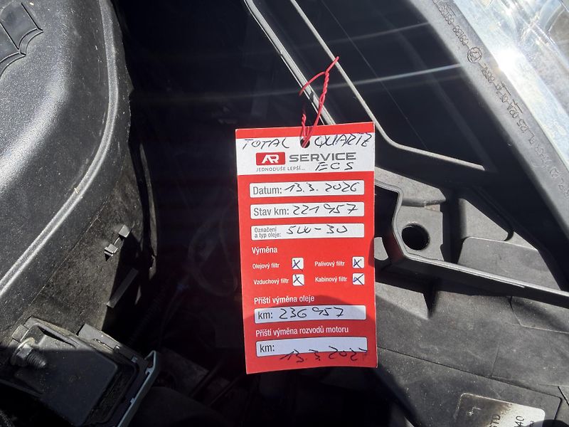 Peugeot 5008 1.6 HDI - fotka 25 z 25