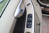 Volvo XC60 2,4D SUMMUM - náhled 19