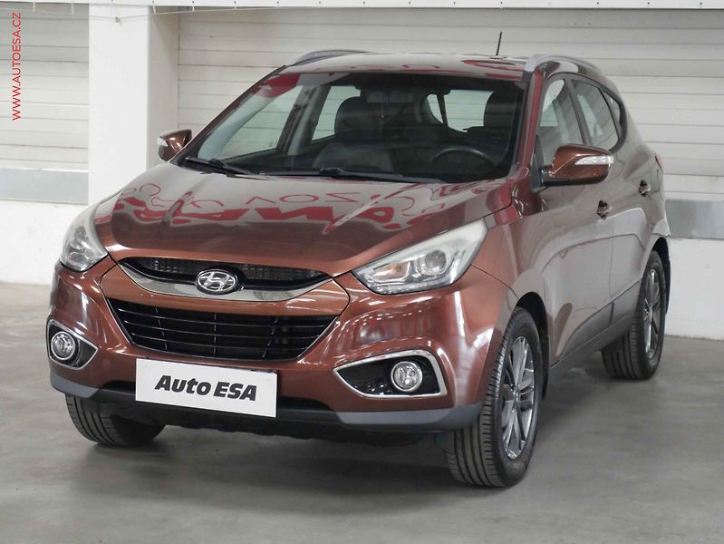 Hyundai ix35 (2014) 1.7 CRDi, AC, park.asist - fotka 3 z 18