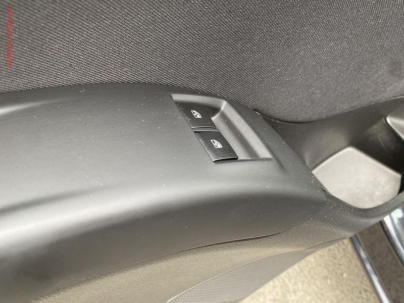 Opel Meriva (2017) 1.4 i, 2.maj,ČR, AC, tempo - fotka 13 z 15