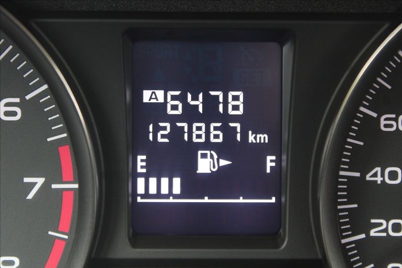 Subaru XV 2,0 i  ČR,1.MAJITEL,4x4 - fotka 9 z 25