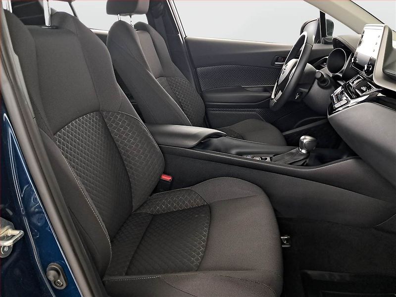 Toyota C-HR (2023) Comfort 1.8 Hybrid, COMFORT - fotka 9 z 19