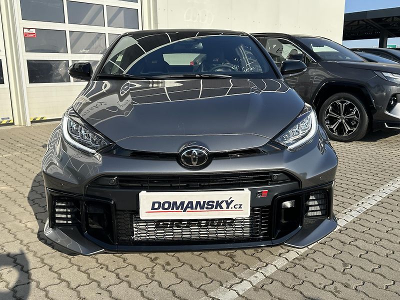 Toyota GR Yaris (2025) 1.6 Turbo AT DYNAMIC VIP - fotka 3 z 15