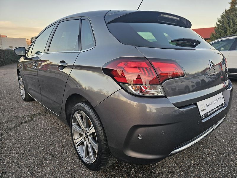 Citroën C4 (2016) 1.2 81kW SHINE,81 000 KM !!! - fotka 12 z 47